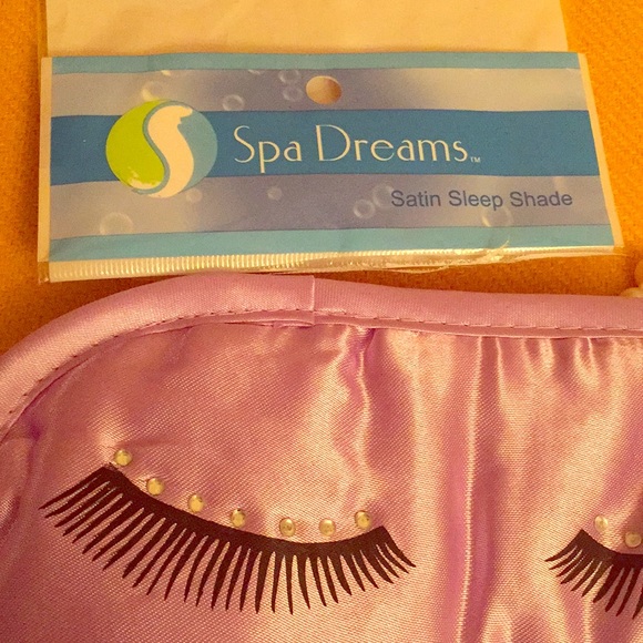 👸🏻ONLY ONE! Eye Lashes Sleep Mask👸🏻 - Picture 6 of 8